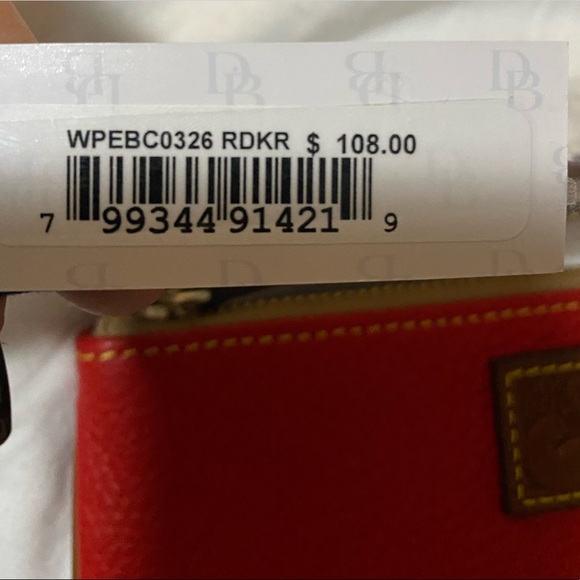 Dooney & Bourke Pebble Grain Medium Wristlet - Picture 4 of 5